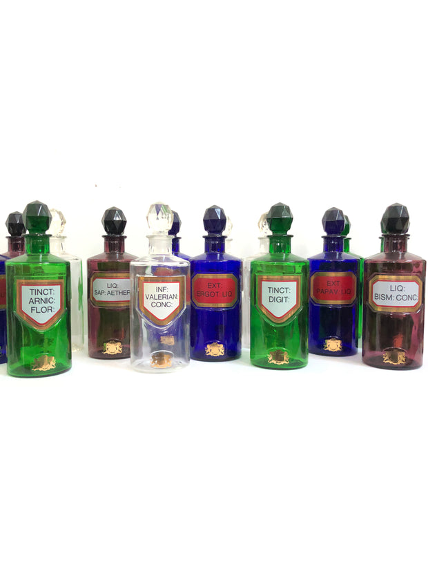 Run Set Antique Vintage Apothecary Chemist Pharmaceutical Collectors Bottles